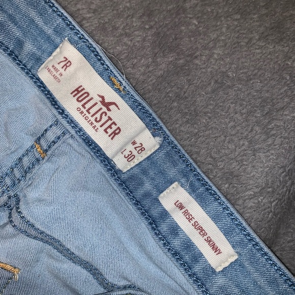 Hollister Jeans - Picture 7 of 7